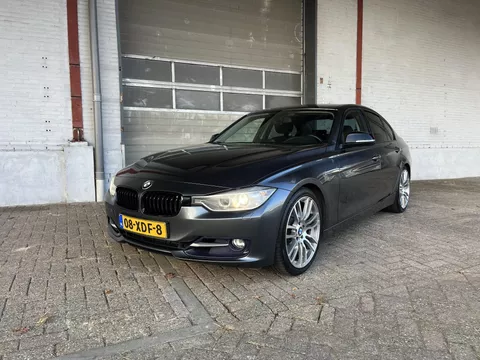 BMW 3-serie 328i Executive